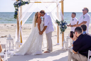 beach wedding photographer